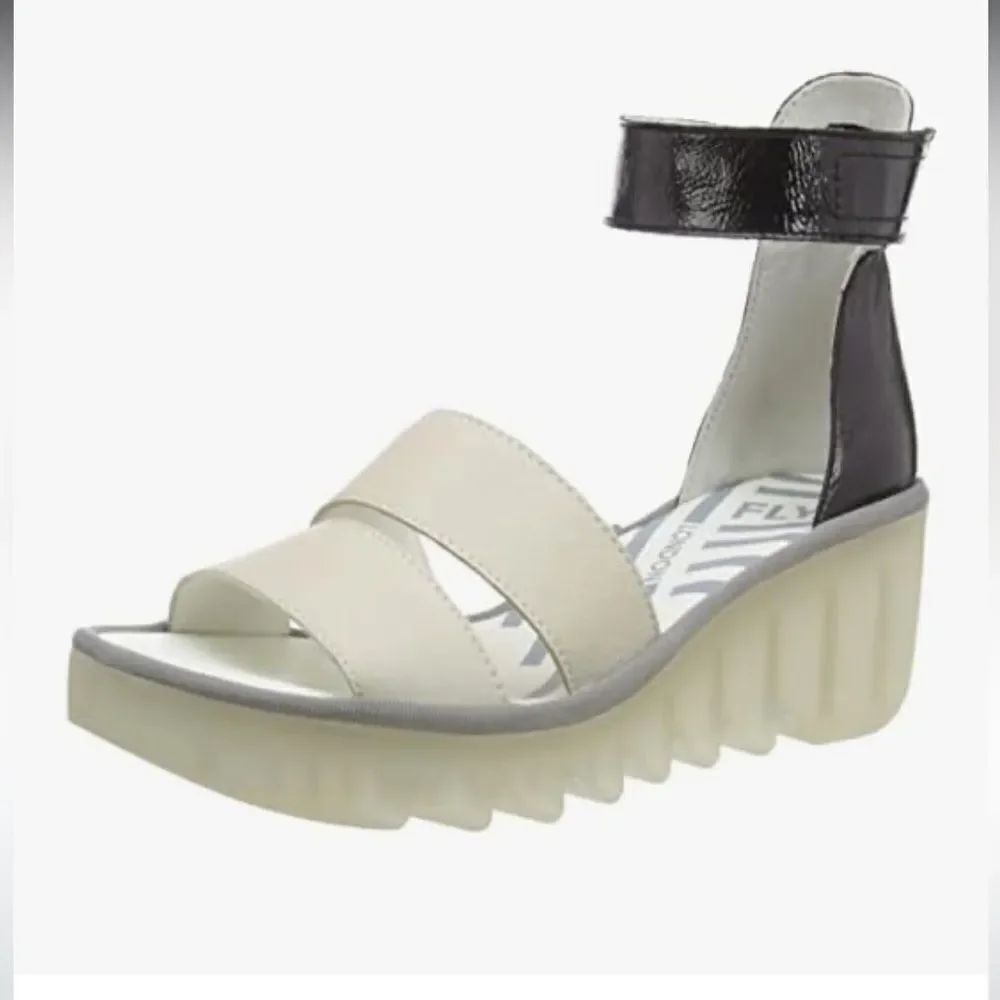 Fly London Women's Bono290fly Sandal 37=6.5-7